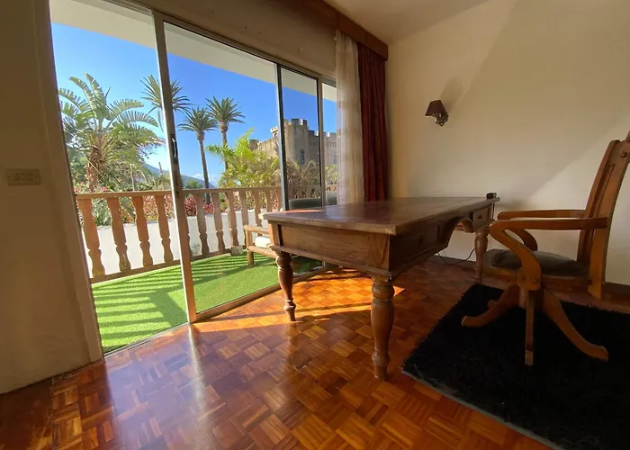 Casa El Castillo 3 *