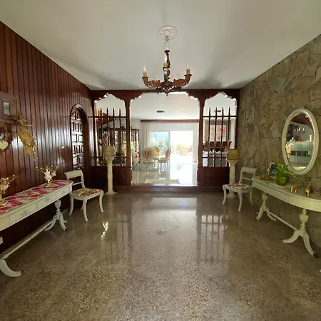 Semesterbostad Casa El Castillo 3 *