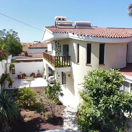 Semesterbostad Casa El Castillo 3 *